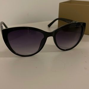 burberry subglasses